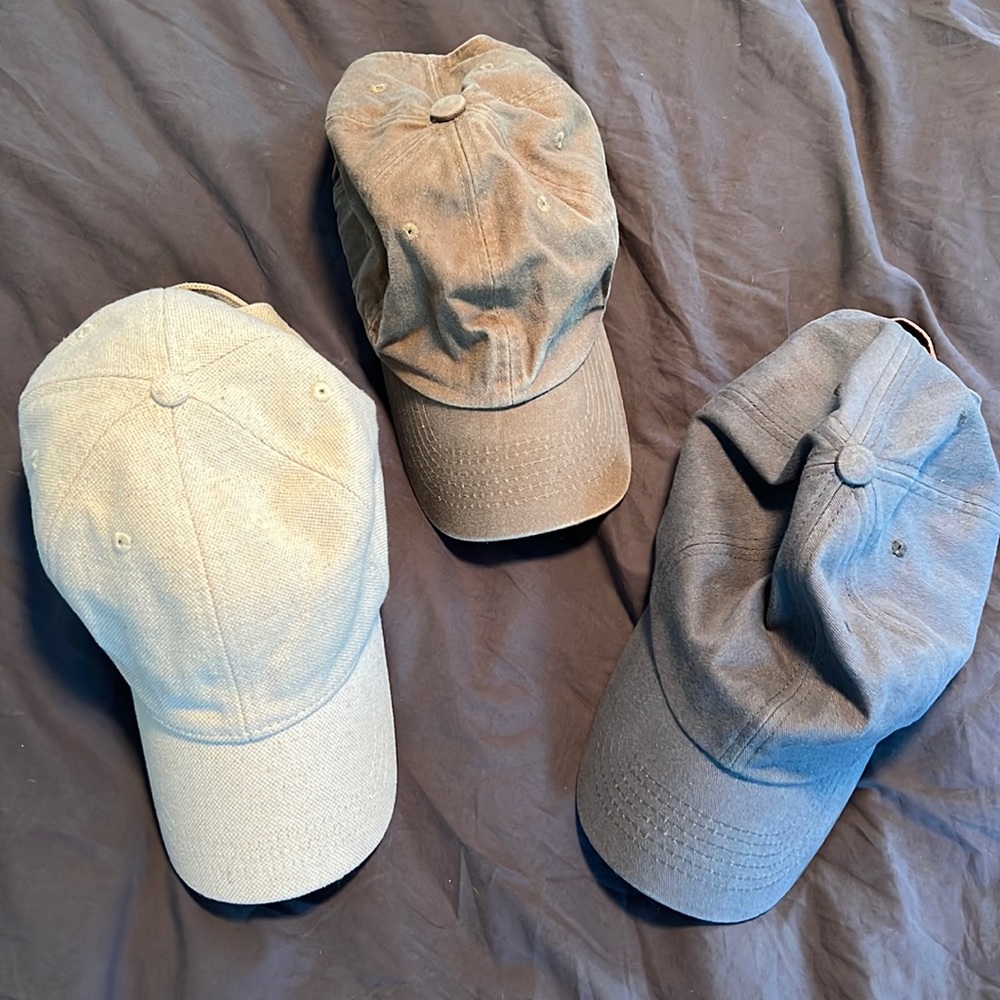 3 womens Hats